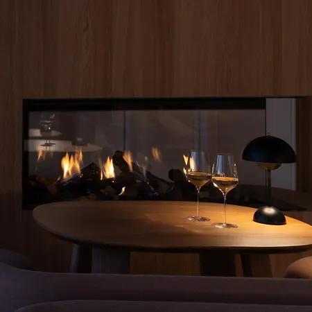 Boutique-hôtel Le 3 Par Champagne Thiénot Hotel 5*