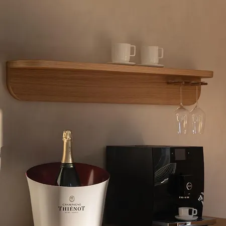 Le 3 Par Champagne Thienot Hotel Reims