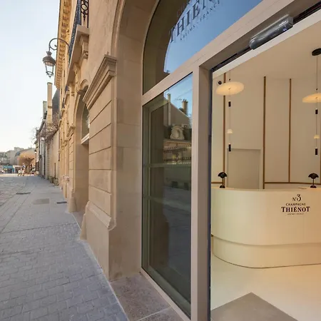 Boutique-hotel Le 3 Par Champagne Thienot Remeš