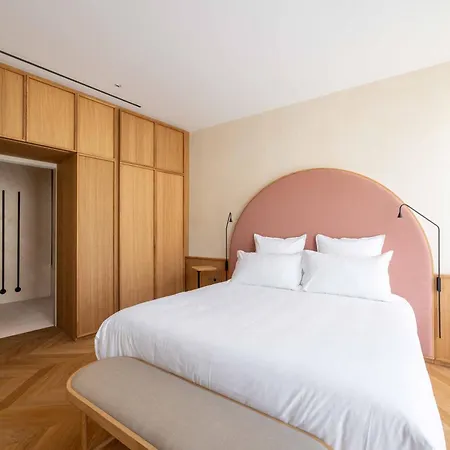 Hotel Le 3 Par Champagne Thiénot 5*