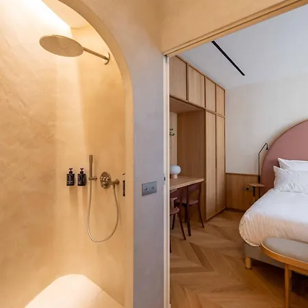 Le 3 Par Champagne Thiénot Hotel Reims