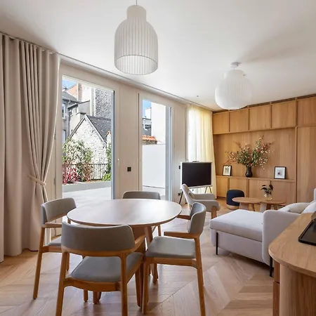 Hotel Le 3 Par Champagne Thiénot
