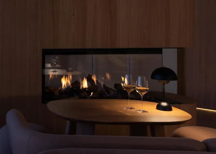 Le 3 Par Champagne Thiénot Hotel 5*