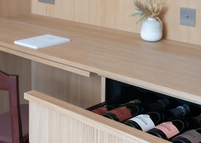 Boutique-hotel Le 3 Par Champagne Thienot Hotel