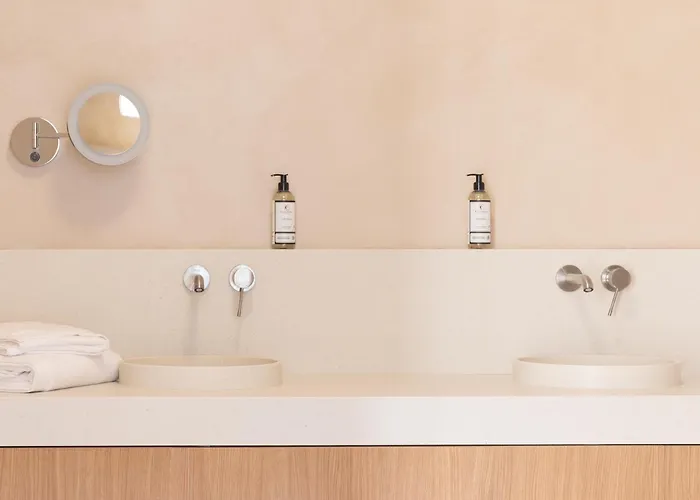 Boutique-hotel Le 3 Par Champagne Thienot Hotel