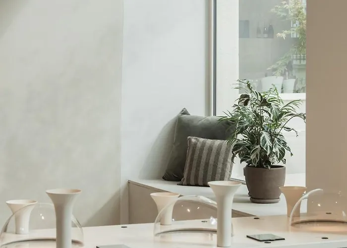 Boutique-hotel Le 3 Par Champagne Thienot 5*