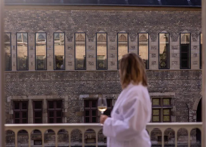 Boutique-hotel Le 3 Par Champagne Thienot 5*