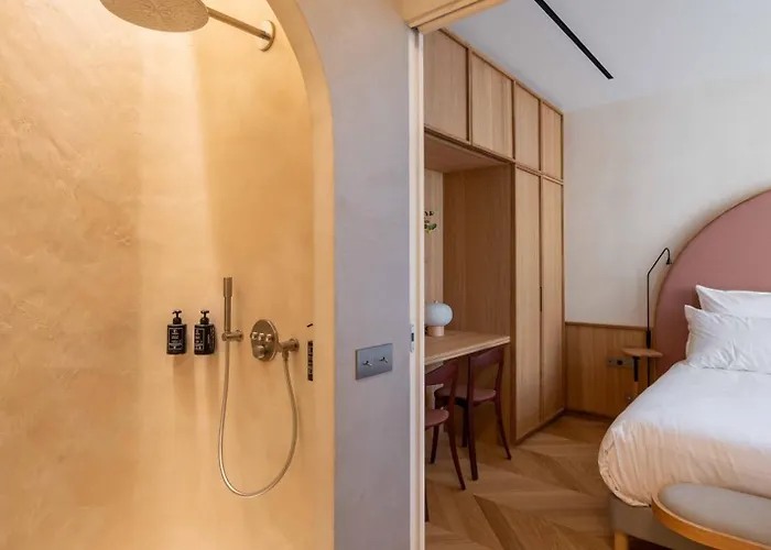 Le 3 Par Champagne Thiénot Hotel Reims